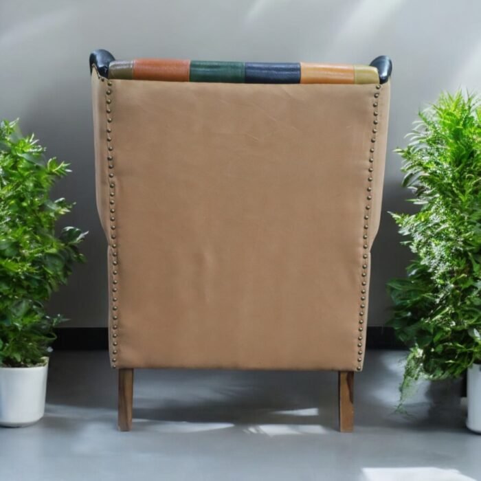 Chic Comfort: Leather Sofa in Multicolour - Image 4